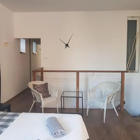 Apartament Black & White Ii Apartment